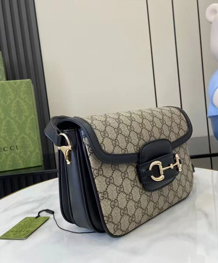 Gucci Horsebit 1955 collection of soft small shoulder bag
